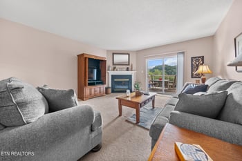 205 Ogle Dr #512, Pigeon Forge, TN 37876