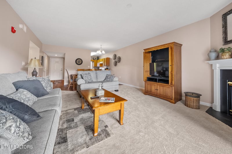 205 Ogle Dr #512, Pigeon Forge, TN 37876
