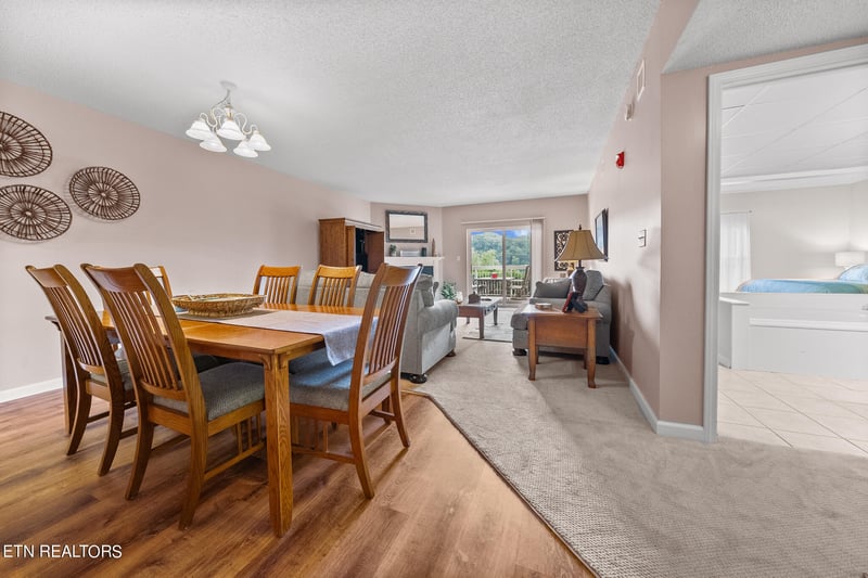 205 Ogle Dr #512, Pigeon Forge, TN 37876
