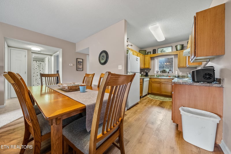 205 Ogle Dr #512, Pigeon Forge, TN 37876