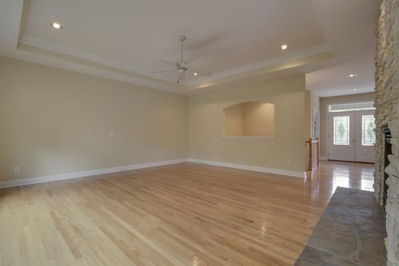 205 Osage Dr, Loudon, TN 37774
