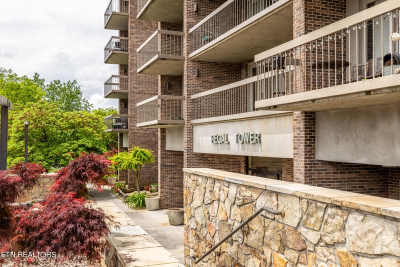 205 Regal Tower, Maryville, TN 37804