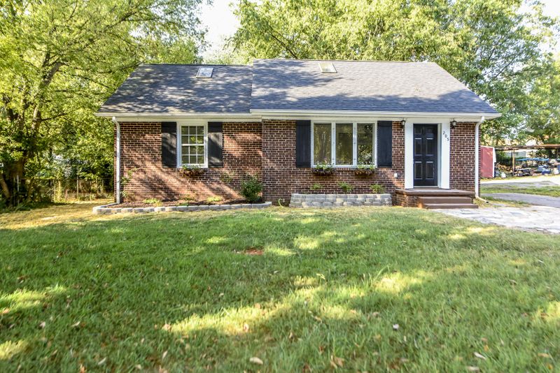 205 Rose Ave, Alcoa, TN 37701