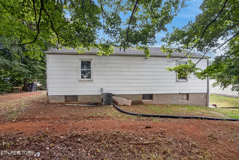205 Shasta Dr, Knoxville, TN 37912