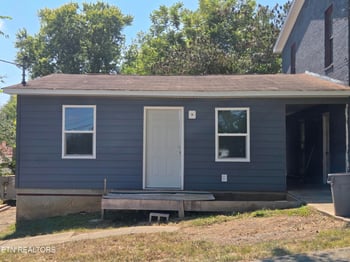 205 Tennessee St, Harriman, TN 37748