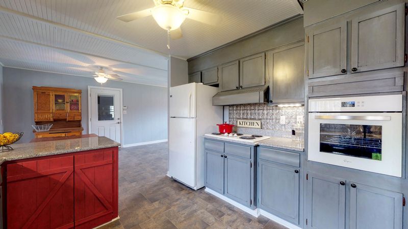 205 Verton Dr, Powell, TN 37849