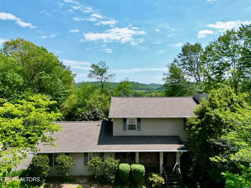 205 Vintage Ln, Clinton, TN 37716