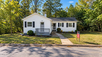 205 W Fairview Rd, Oak Ridge, TN 37830