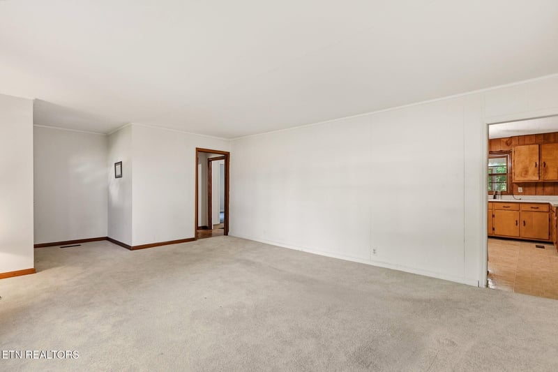 205 W Main St, Niota, TN 37826