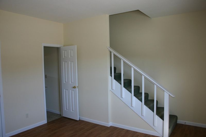 205 Willow Creek Dr, Madisonville, TN 37354