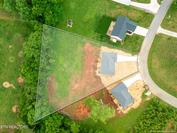 2050 Kings View Loop, Seymour, TN 37865