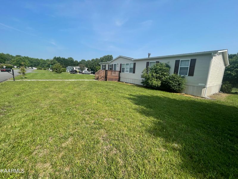 2050 River Meadows Dr, Sevierville, TN 37876