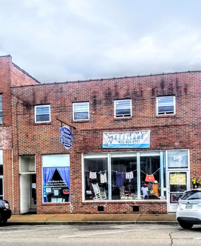 205207 E Washington Ave, Athens, TN 37303