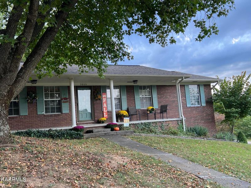 2055 Seven Oaks Dr, Morristown, TN 37814