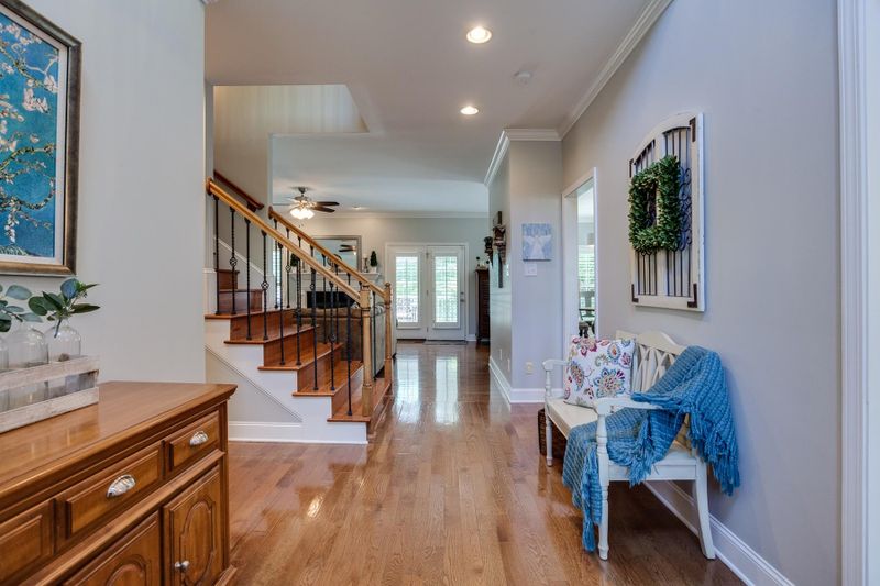 2056 Willow View Ln, Knoxville, TN 37922