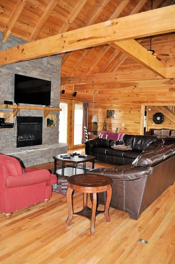 2058 Cougar Crossing Way, Sevierville, TN 37876