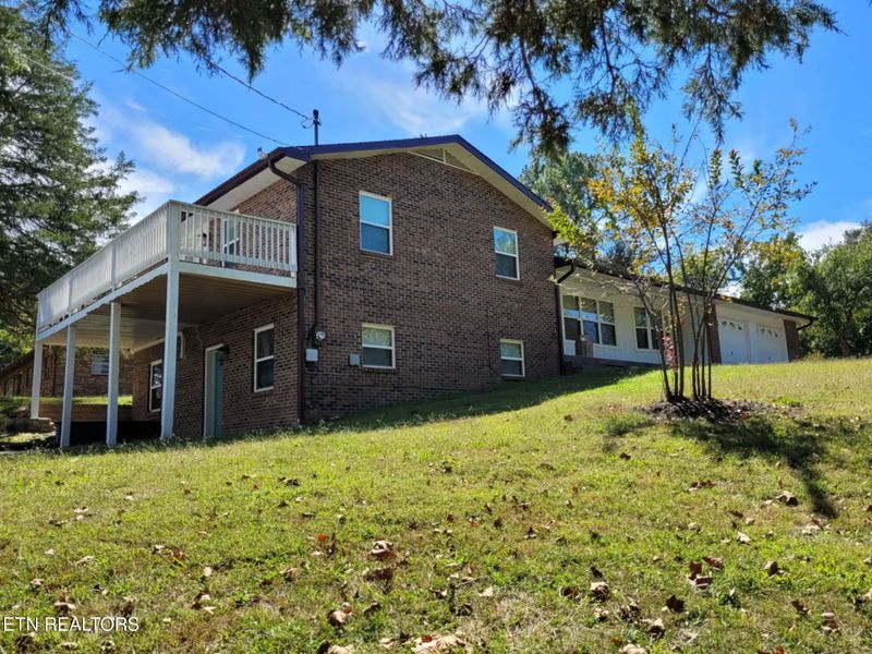 206 Alexanderia St, Sevierville, TN 37862