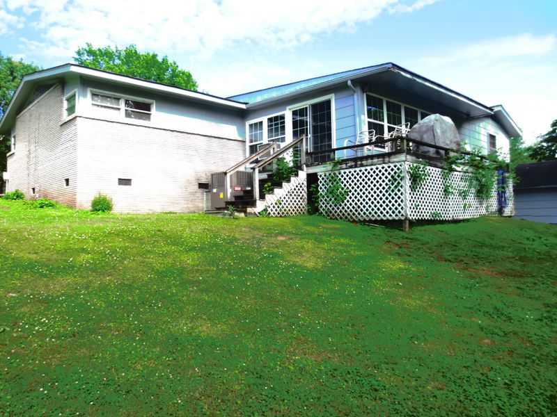206 Cawana St, Athens, TN 37303