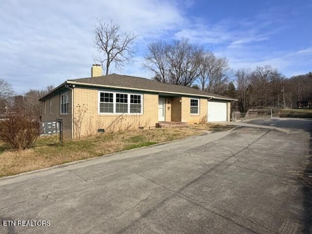 206 Cheryl Ln, Clinton, TN 37716