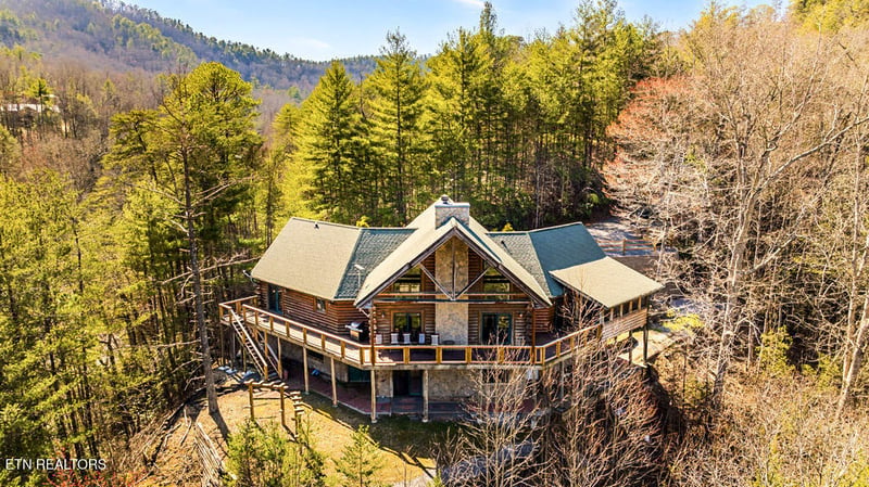 206 Cobblestone Way, Townsend, TN 37882