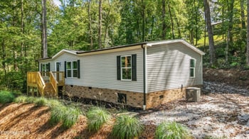 206 Cumberland View Rd, Rocky Top, TN 37769