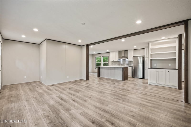 206 Cumberland View Rd, Rocky Top, TN 37769