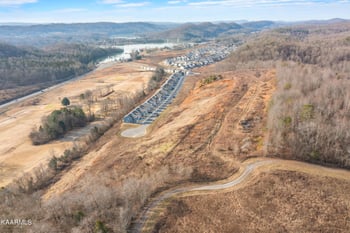 206 Edgemoore Rd, Oak Ridge, TN 37830