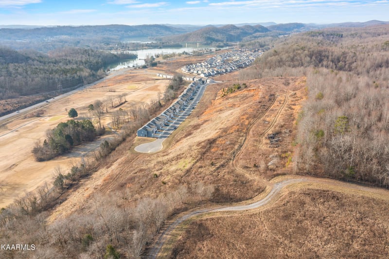 206 Edgemoore Rd, Oak Ridge, TN 37830