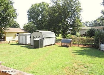 206 Heuer St, Sweetwater, TN 37874