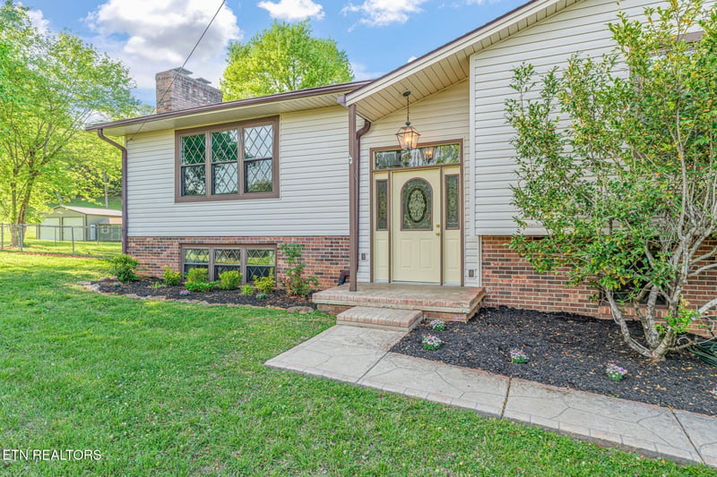 206 Lakeview Ln, Oak Ridge, TN 37830