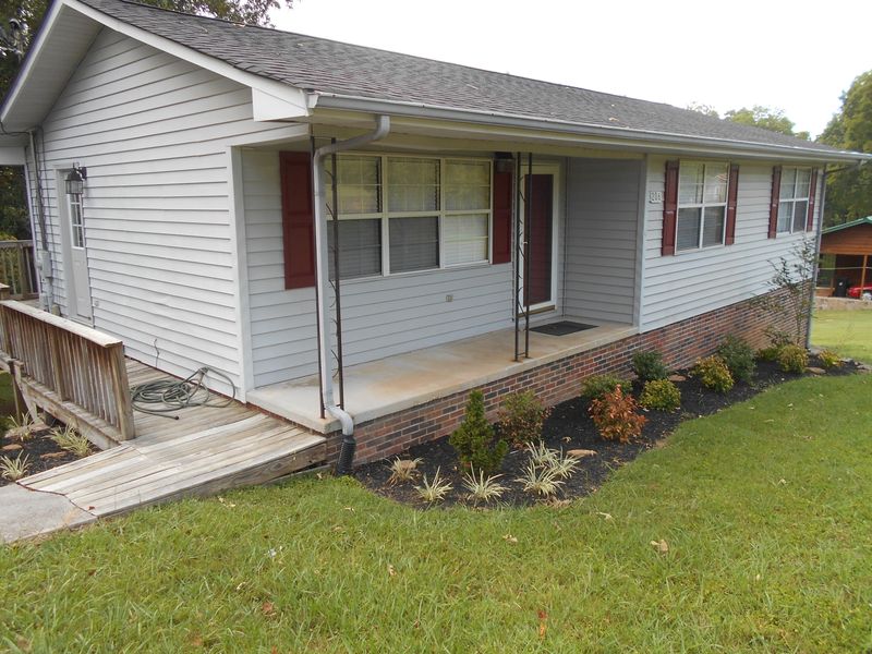 206 Mahala Rd, Sweetwater, TN 37874