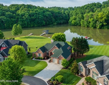 206 Oologila Pl, Loudon, TN 37774