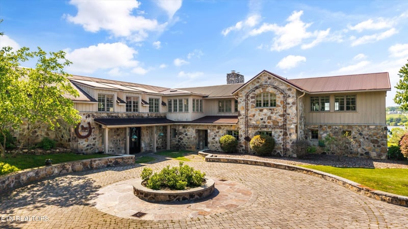 206 Osprey Point, Louisville, TN 37777
