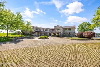 206 Osprey Point, Louisville, TN 37777