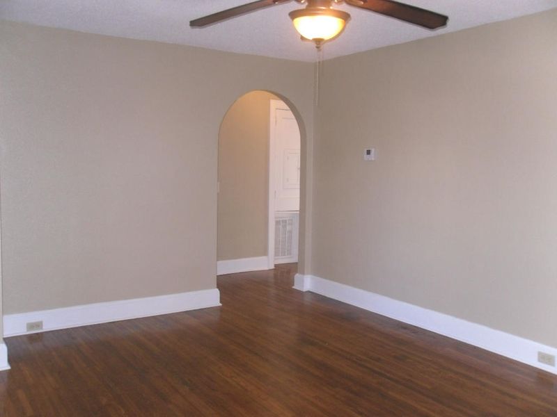 206 S Jackson St, Athens, TN 37303
