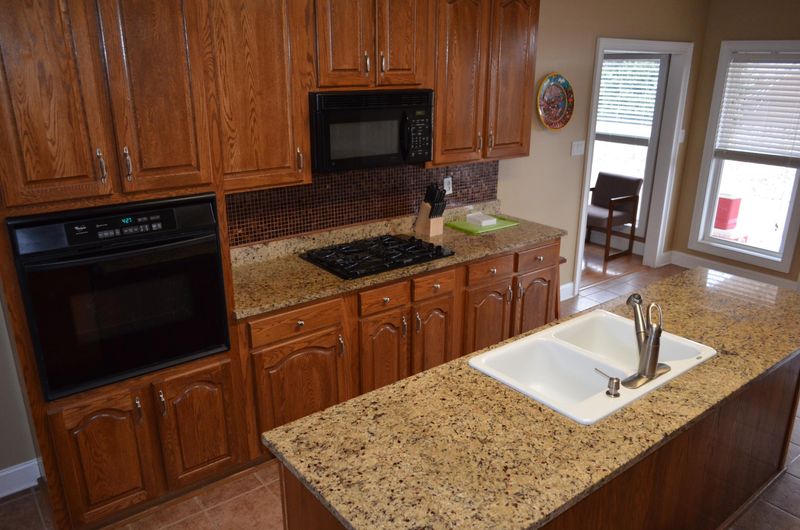 206 Shadowfax Rd, Knoxville, TN 37934