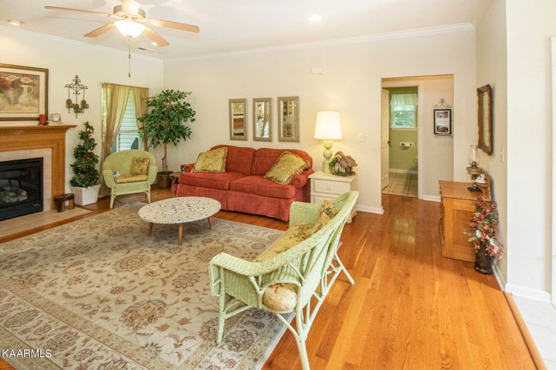 206 Tommotley Dr, Loudon, TN 37774