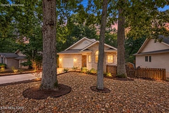 206 Toqua Greens Ln, Loudon, TN 37774
