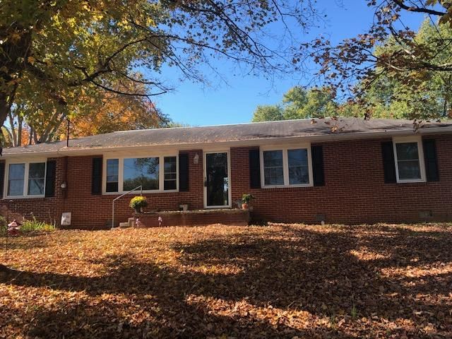 206 Willowbrook Dr, Kingston, TN 37763