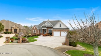 206 Wren Ct, Vonore, TN 37885