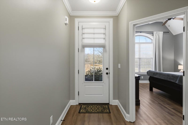 206 Zion Cove Ln, Englewood, TN 37329