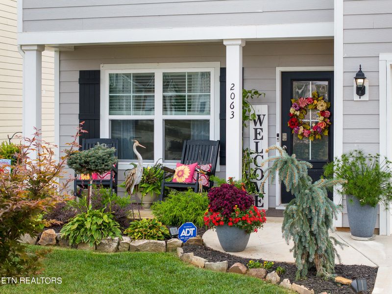 2063 Hampton Place Cir, Loudon, TN 37774