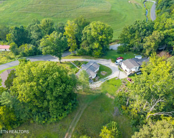 207 Bethel Rd, Clinton, TN 37716
