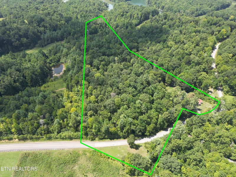 207 Blackburn Ln, Lenoir City, TN 37771