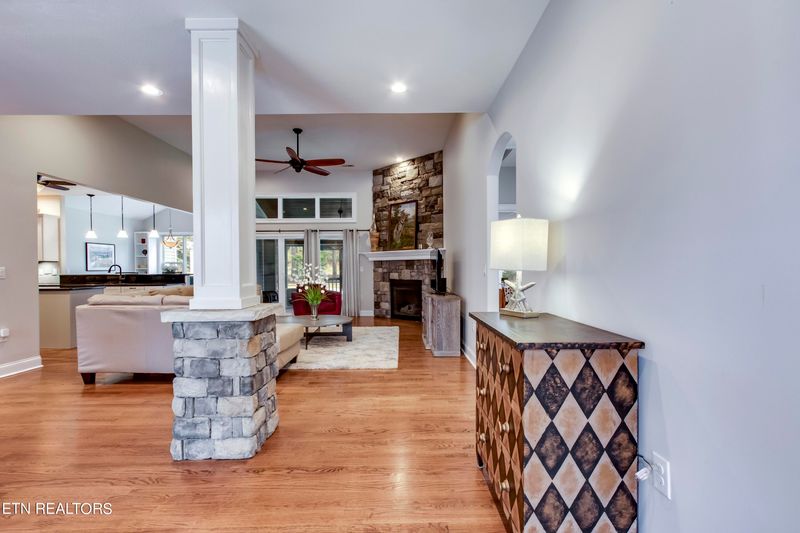 207 Cheeyo Tc, Loudon, TN 37774
