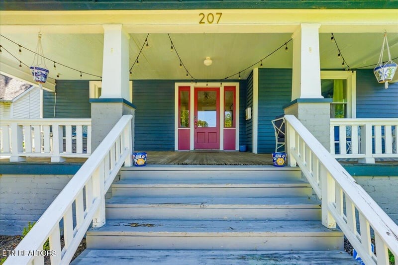 207 E Oak Hill Ave, Knoxville, TN 37917