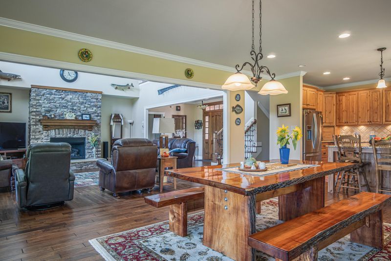 207 Emory View Rd, Lancing, TN 37770