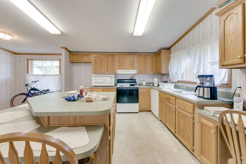 207 Fourth St, Corryton, TN 37721