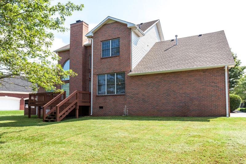 207 Gwinhurst Rd, Knoxville, TN 37934