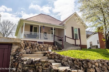 207 Loomis St, Tellico Plains, TN 37385